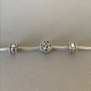 Pandora Illuminating Stars Charm